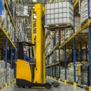 Cómo evitar accidentes con maquinaria logística