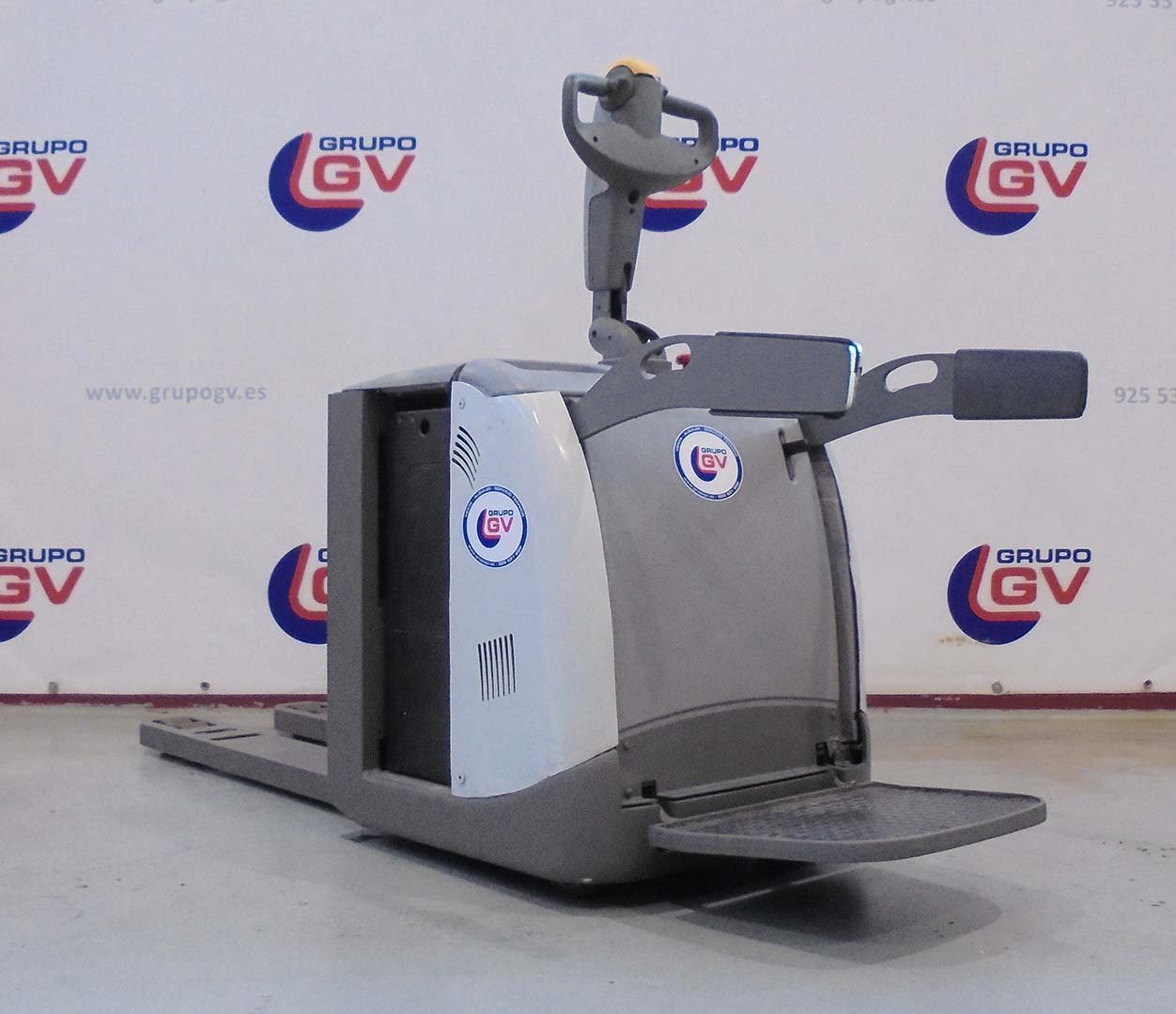 Transpaleta eléctrica con plataforma Unicarriers PLP200 - Imagen 4