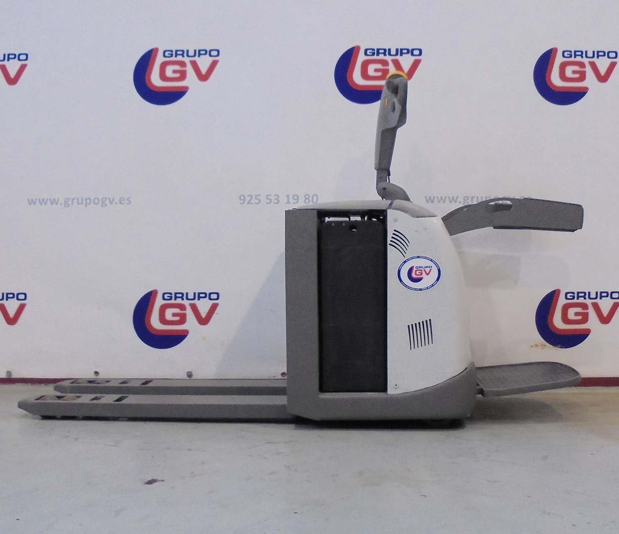 Transpaleta eléctrica con plataforma Unicarriers PLP200 - Imagen 6