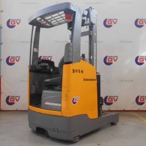 Carretilla retráctil Jungheinrich